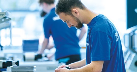 Lehre bei Manser: Deine Top-Ausbildung